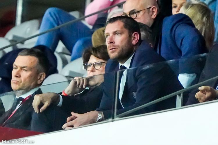 Mercato - Riechedly Bazoer suivi par le LOSC