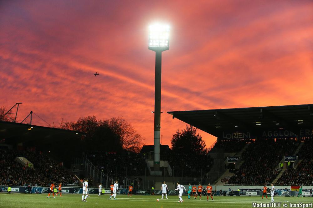 Lorient va changer sa pelouse cet été.