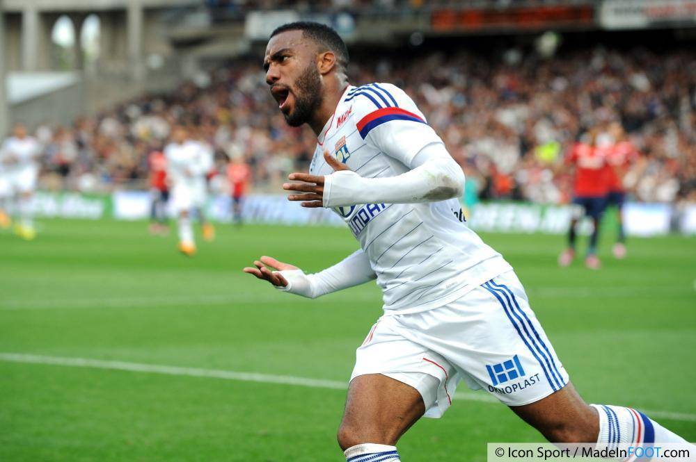 Les compos officielles de la rencontre entre l'OL et le LOSC.