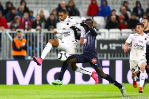 Ronny Rodelin devrait rester au Stade Malherbe de Caen.