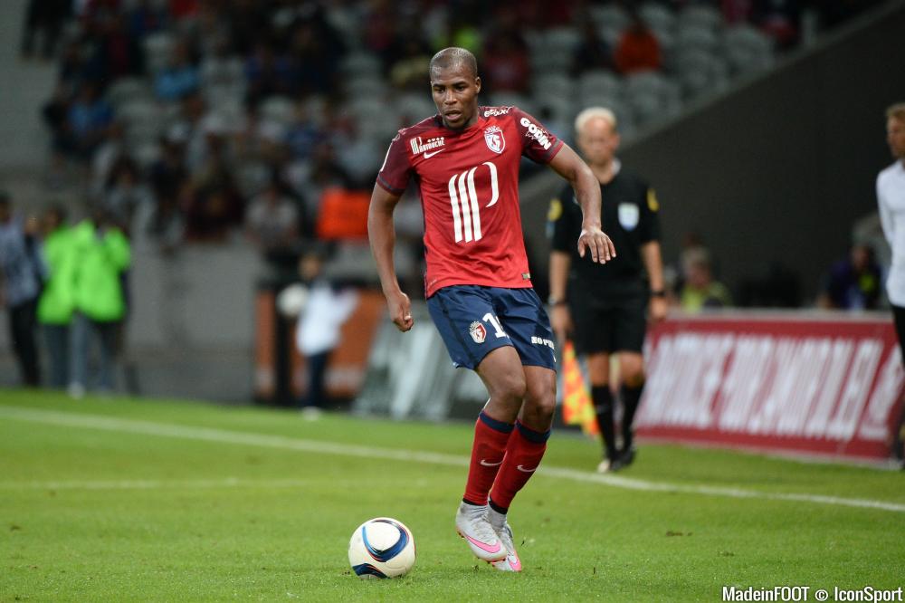 Djibril Sidibé est sous contrat avec le LOSC jusqu'en 2019.