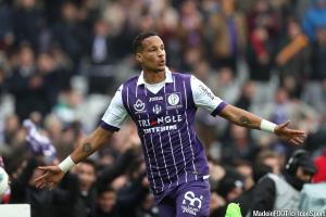 Jullien vise la victoire contre le LOSC pour assurer le maintien du TFC en Ligue 1