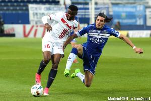 L'album photo du match entre le SC Bastia et le Lille OSC.