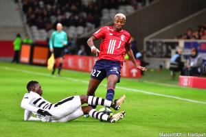 Mendyl serait en route pour Schalke 04
