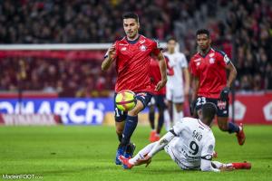 Le PSG chercherait un remplaçant à Meunier.