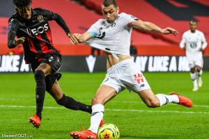 Yilmaz avec le ballon
