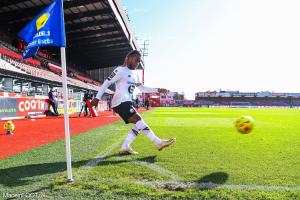 Sanches victime d'insultes racistes