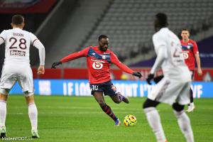 Ikoné avec le ballon