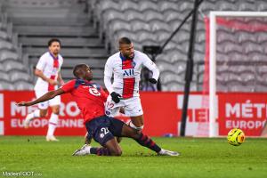 Boubakary Soumaré au duel avec Rafinha