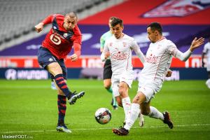 Avant Lille, Burak Yilmaz a porté les couleurs des trois grands clubs d'Istanbul, Beşiktaş JK, Fenerbahçe et Galatasaray SK