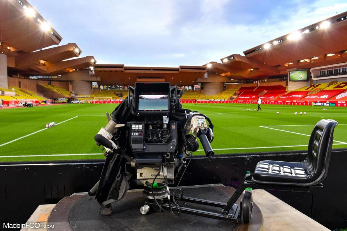 La Ligue 1 reste sur Canal + et va, aussi, débarquer sur Amazon.