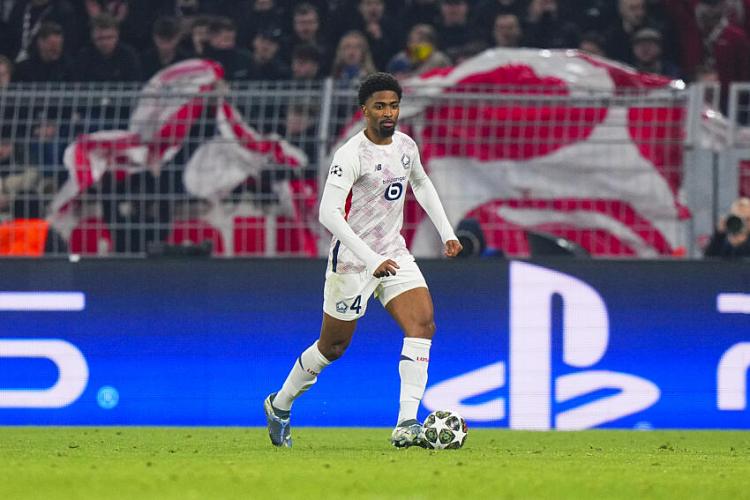 LOSC - Qui pour remplacer Alexsandro ? 3 Défenseurs dans le viseur