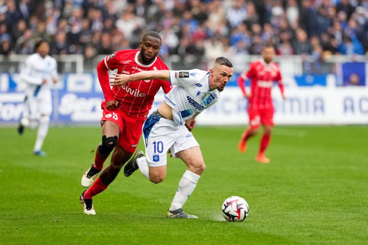 LOSC - Gaëtan Perrin revient sur l'importance du succès face à Angers SCO