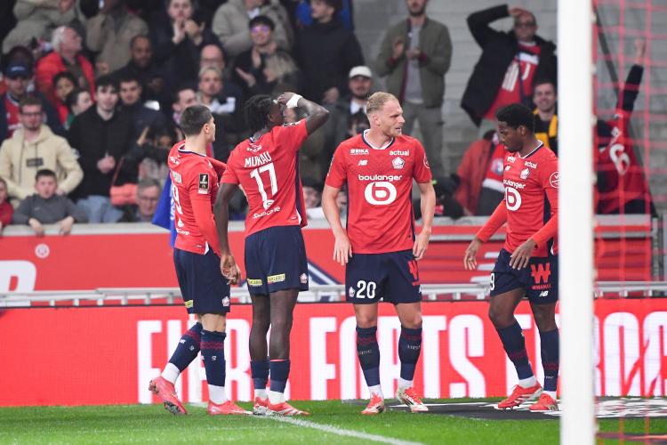 LOSC - La sortie sur blessure de Romain Perraud face à Lens