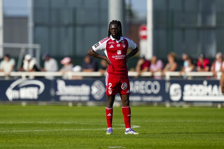 Mercato - Le LOSC approche un joueur majeur en Ligue 1 pour renforcer son couloir gauche