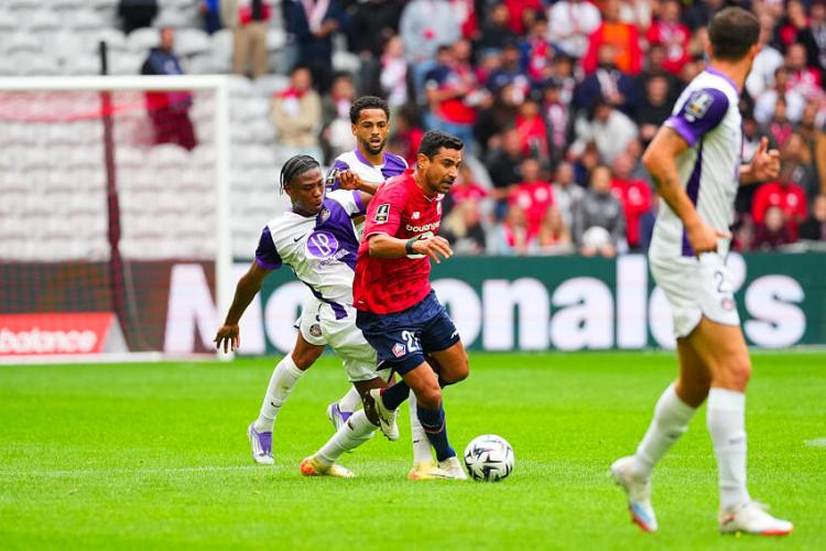 LOSC - Bruno Genesio donne des nouvelles de Benjamin André après sa sortie sur blessure face à l'OL