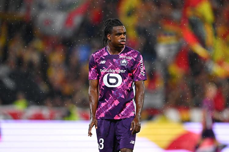 LOSC - Nathan Ngoy fou de joie et met en avant le travail collectif après la victoire contre l'OM