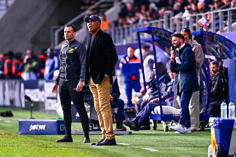 Paris FC - Les mots élogieux d'Antoine Kombouaré envers Bruno Genesio !