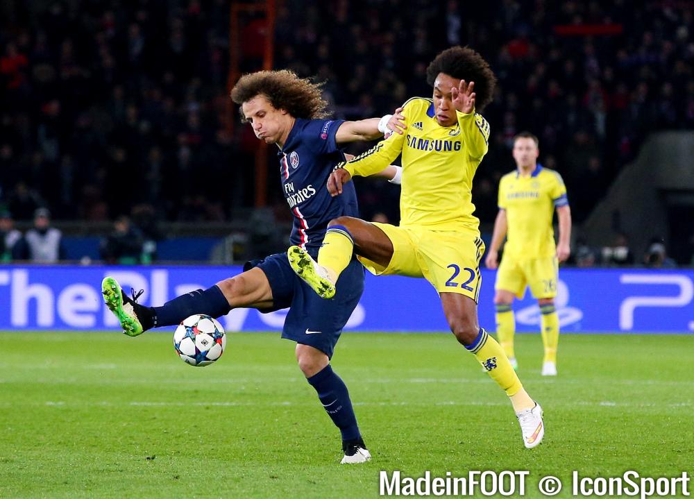 David Luiz séduit Mavuba