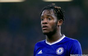 Michy Batshuayi (Chelsea) se retrouve à nouveau sur les tablettes du Lille OSC.